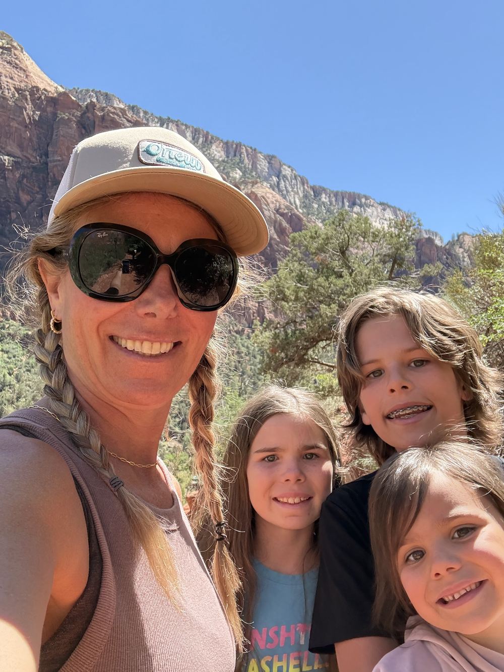 Dana and kids selfie with canyon background